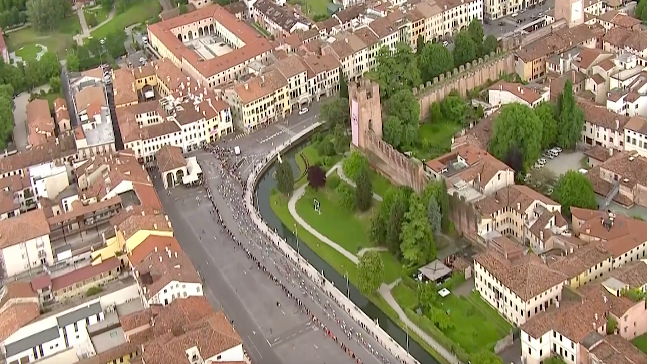 Giro d’Italia 2016 – Stage 11 [FULL STAGE]