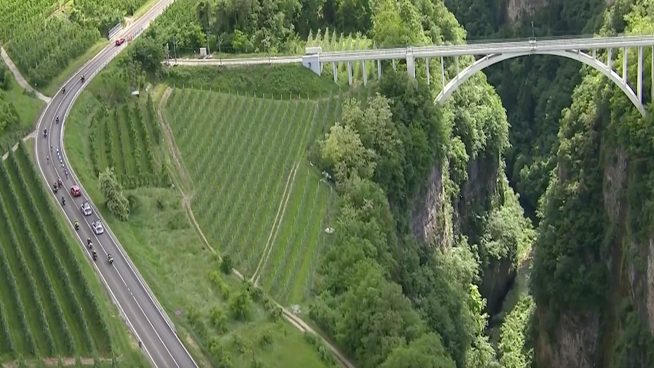 Giro d’Italia 2016 – Stage 16 [FULL STAGE]