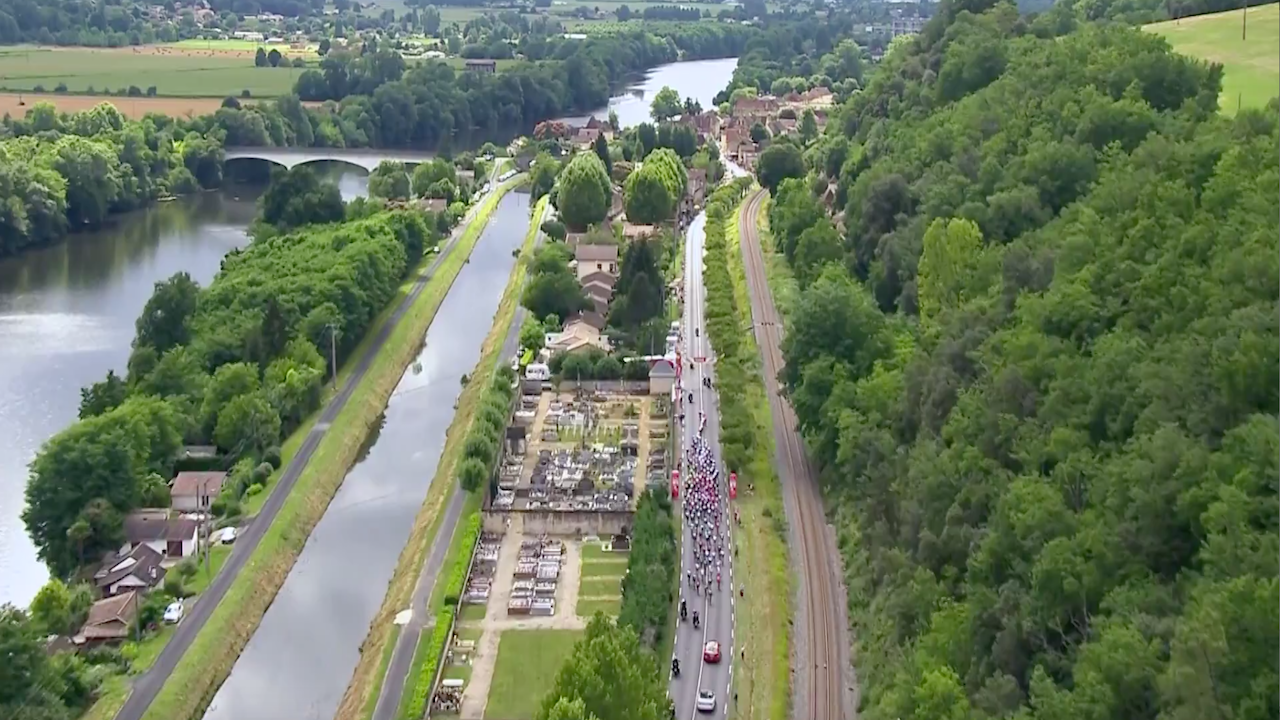 Tour de France 2017 – Stage 10 [LAST 30 KM]
