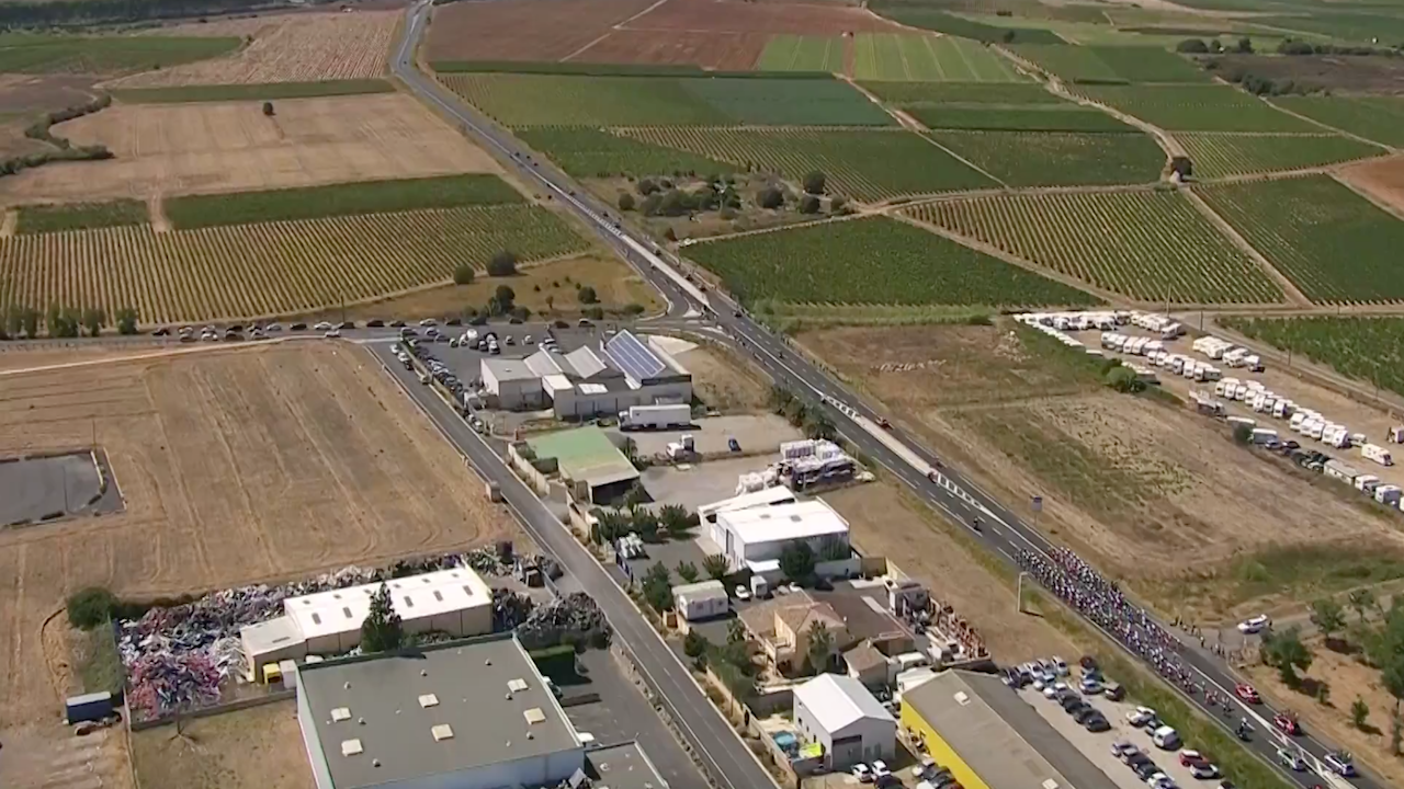 La Vuelta 2017 – Stage 02 [FULL STAGE]