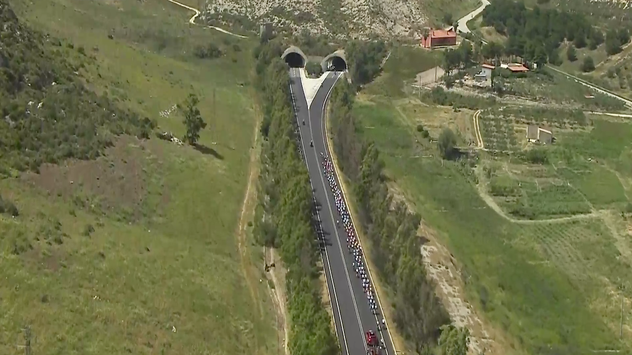 Giro d’Italia 2018 – Stage 05 [FULL STAGE]