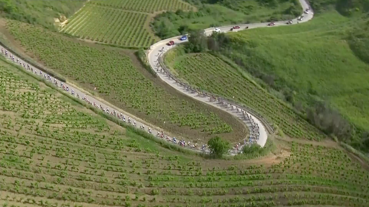 Giro d’Italia 2018 – Stage 05 [LAST 30 KM]