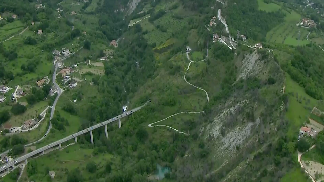 Giro d’Italia 2018 – Stage 10 [FULL STAGE]