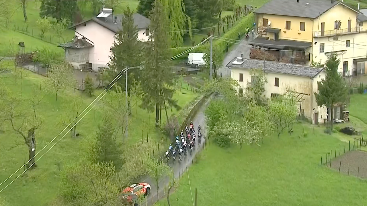 Giro d'Italia 2021 - Stage 04 [LAST 10 KM]