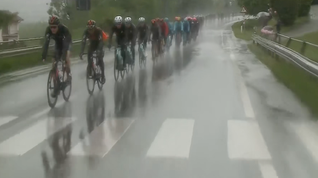 Giro d'Italia 2021 - Stage 16 [FULL STAGE]