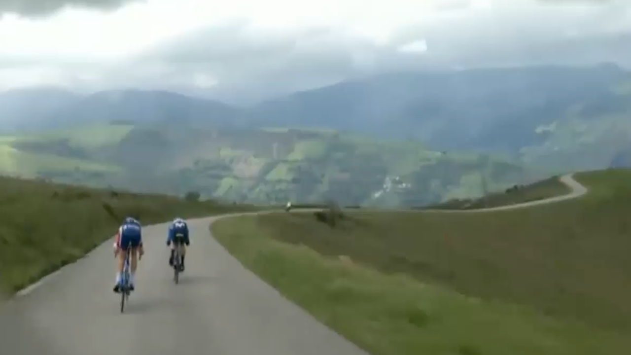 Vuelta Asturias 2021 - Stage 2 [HIGHLIGHTS] (spanish)