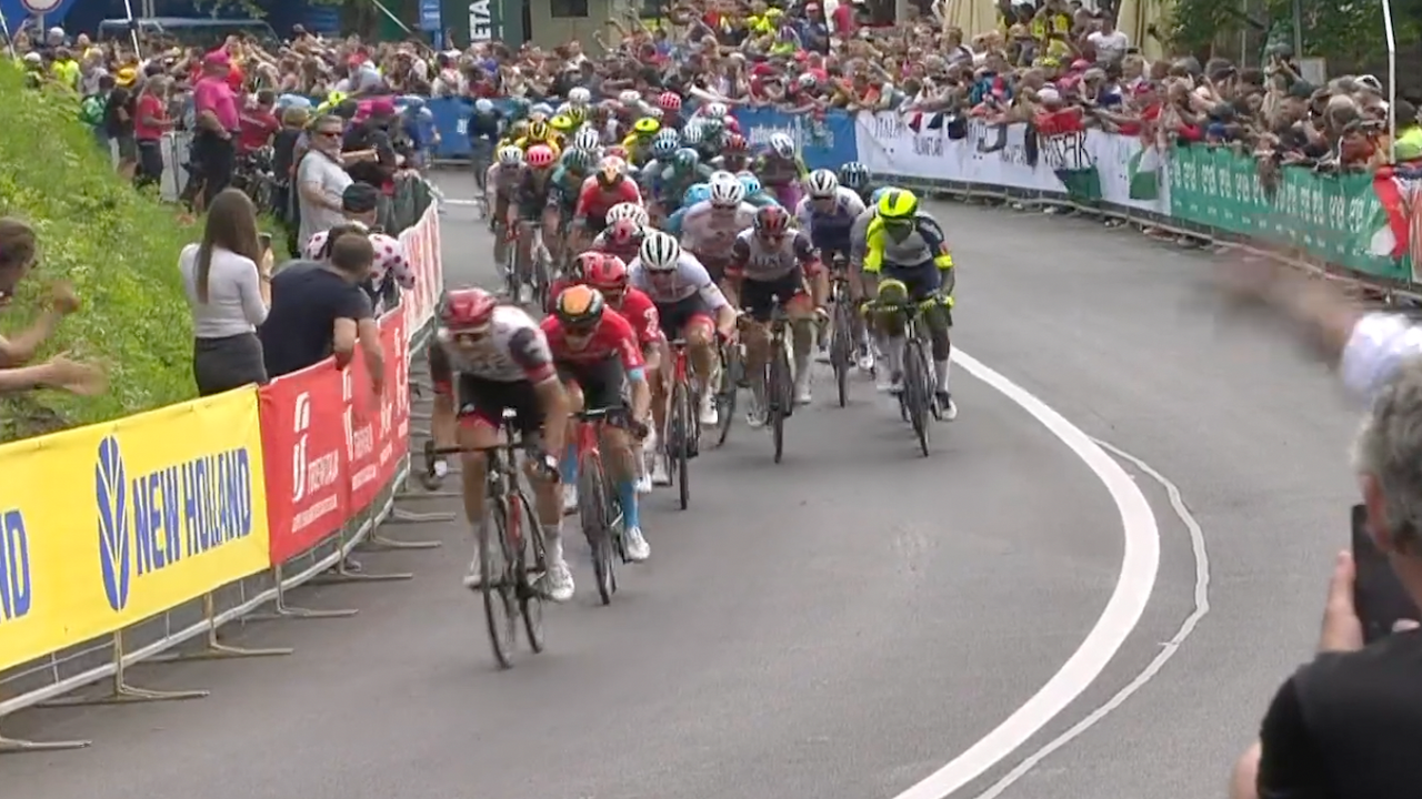 Giro d’Italia 2022 – Stage 01 [LAST 10 KM]