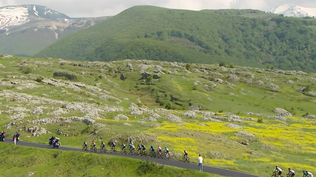 Giro d’Italia 2022 – Stage 09 [FULL STAGE]