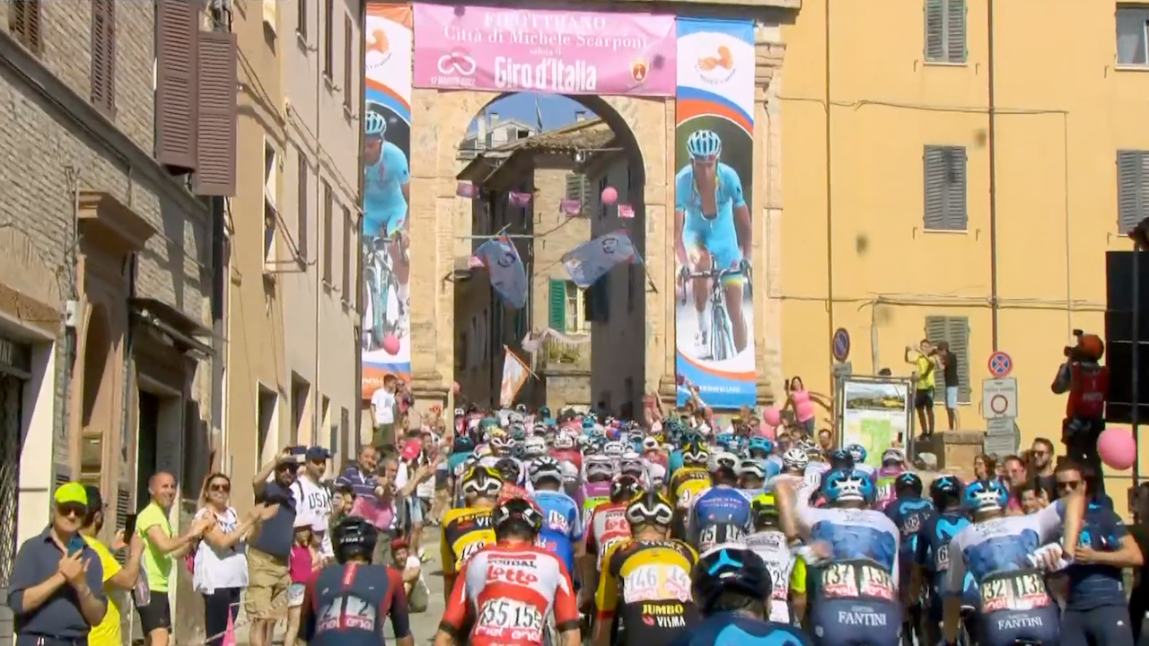 Giro d’Italia 2022 – Stage 10 [FULL STAGE]