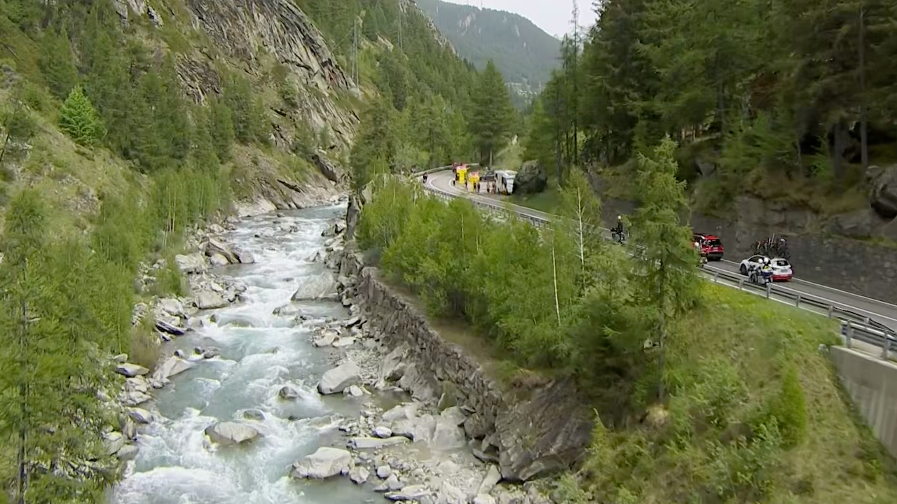 Giro d’Italia 2022 – Stage 15 [LAST 10 KM]