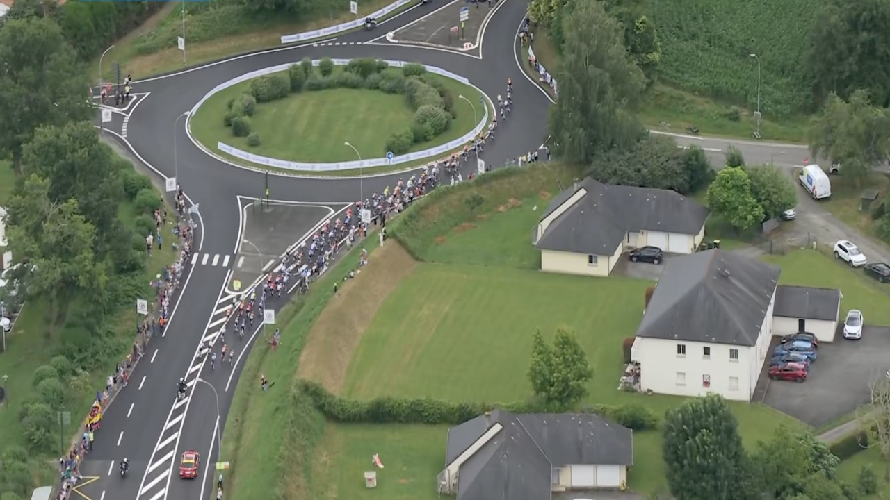 Tour de France 2024 – Stage 13 [LAST 15 KM]