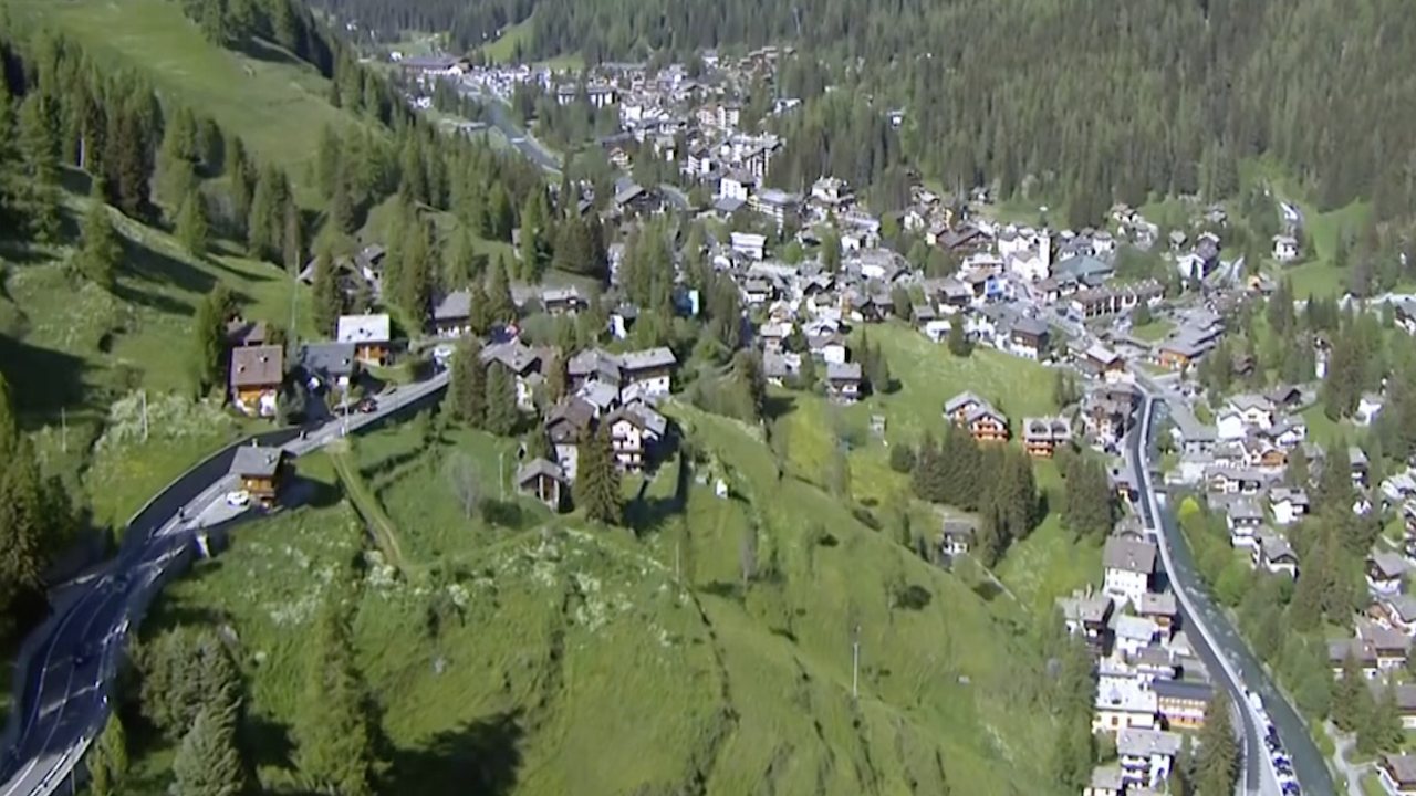 Giro d’Italia 2025 – Stage 19 [LAST 10 KM]