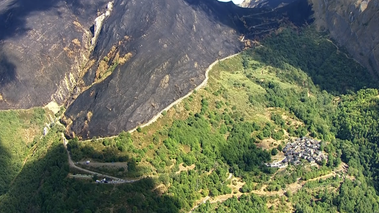 La Vuelta 2025 – Stage 17 [LAST 10 KM]