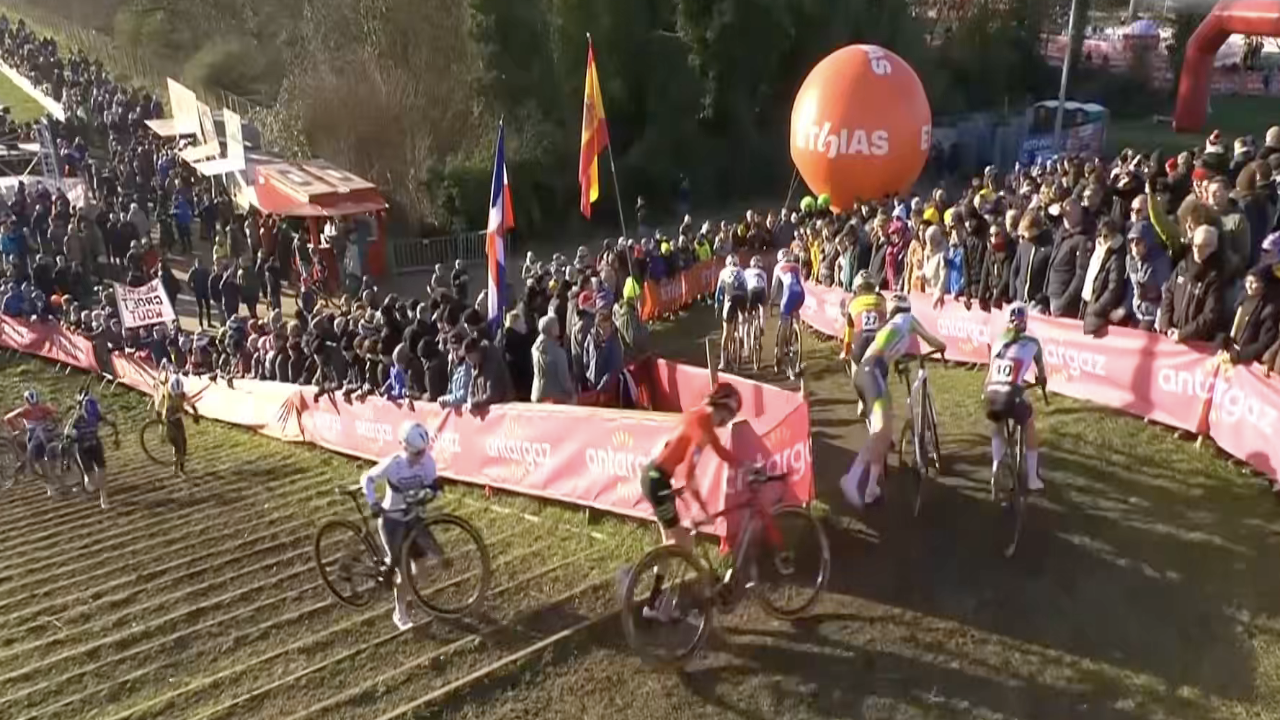 Cyclo-Cross World Cup 2026 – 08 – Dendermonde [FULL RACE] (ladies)