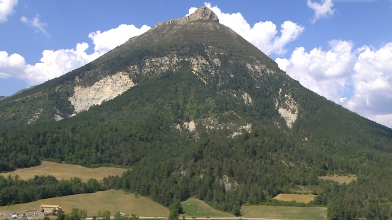 Tour de France Femmes 2026 – Stage 8 [FULL STAGE] (ladies)